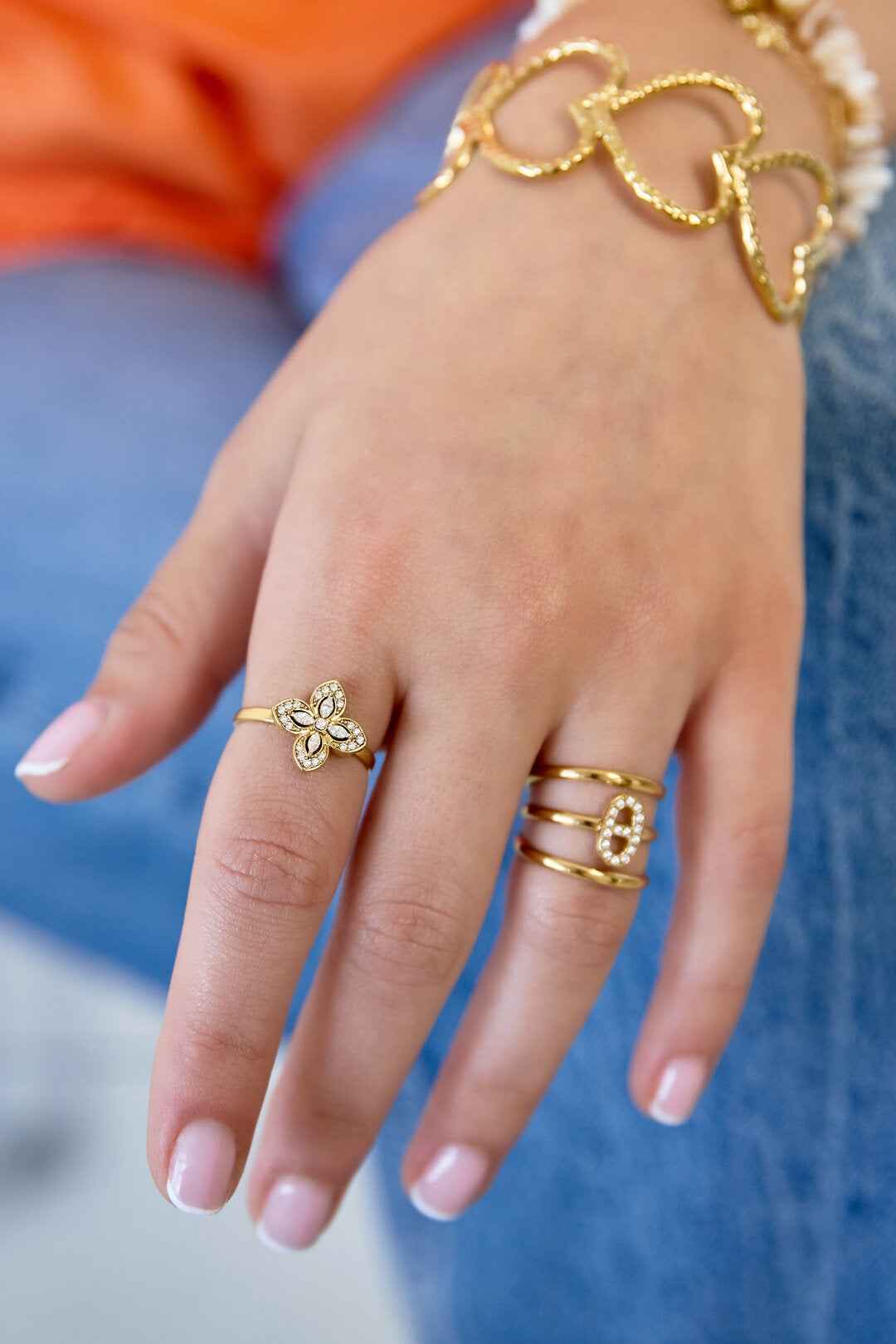 Statement ring met belegde klaver