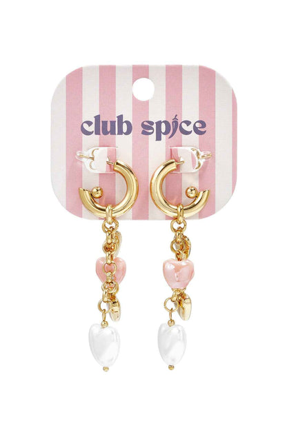 Oorbellen met hangende harten charms en parels