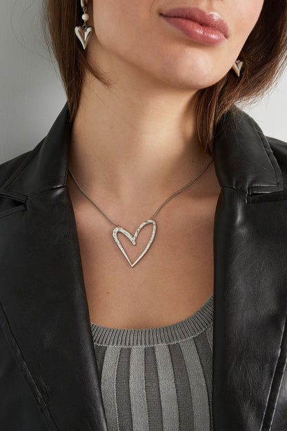 Elegant Heart Pendant Necklace for Everyday Wear