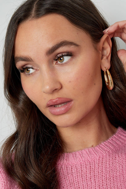Stylish Statement Hoop Earrings in Silver & Gold