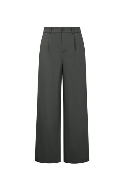 Stylish Straight Pants for Comfortable Fall/Winter Wear