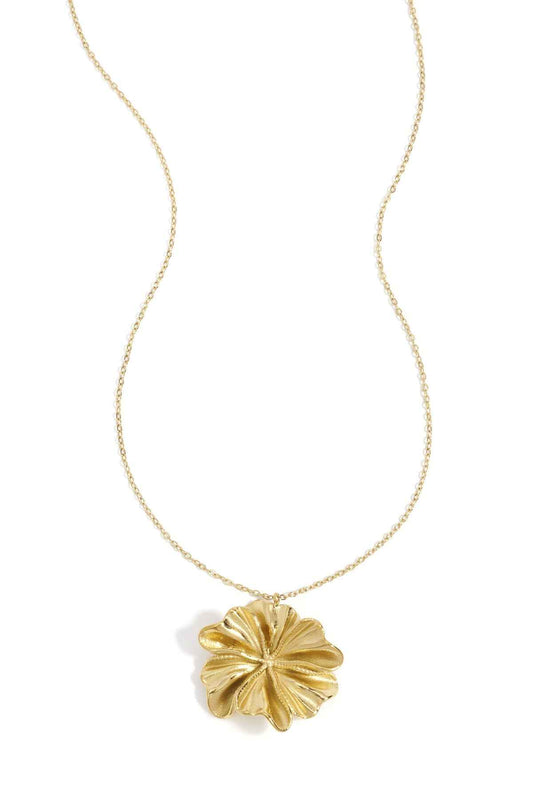 Elegant Flower Pendant Necklace for Daily Wear