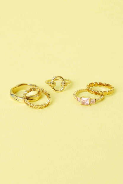 Minimalistische ring met cirkel