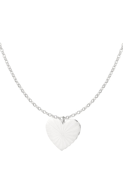 Elegant Heart Pendant Necklace - Timeless Silver & Gold