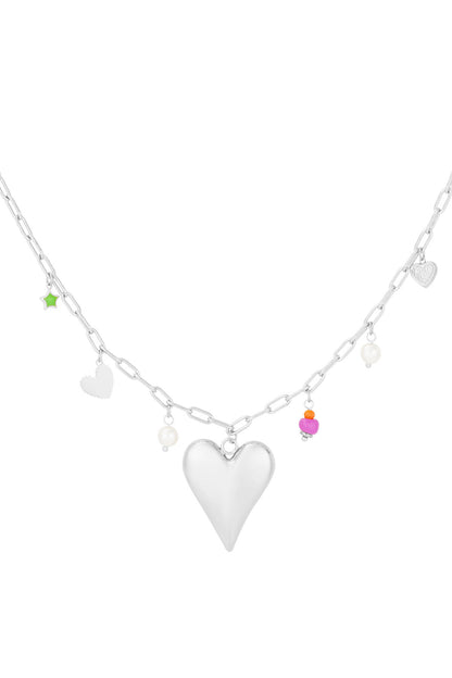Elegant Heart Pendant Necklace for Spring/Summer