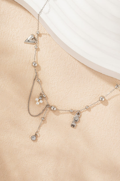 Elegant Irregular Shaped Pendant Necklace - Silver & Gold