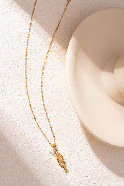 Elegant Animal Pendant Necklace for Women