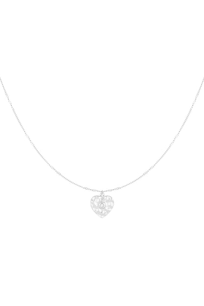 Elegant Heart Pendant Necklace for Everyday Glamour