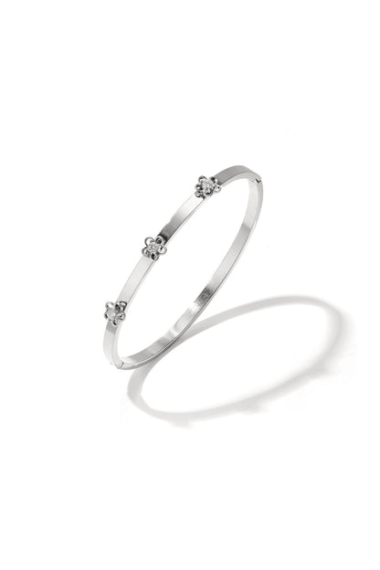 Bangle met bloemdetail en Rhinestone