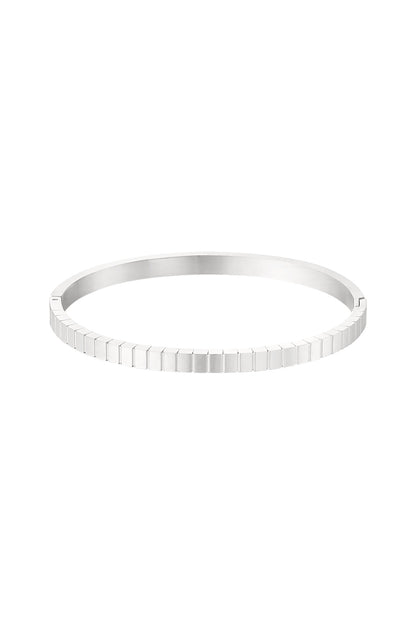 Stylish Stainless Steel Bangle in Silver and Gold