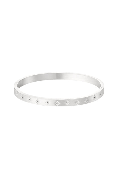 Elegant Stainless Steel Bangle for Everyday Wear