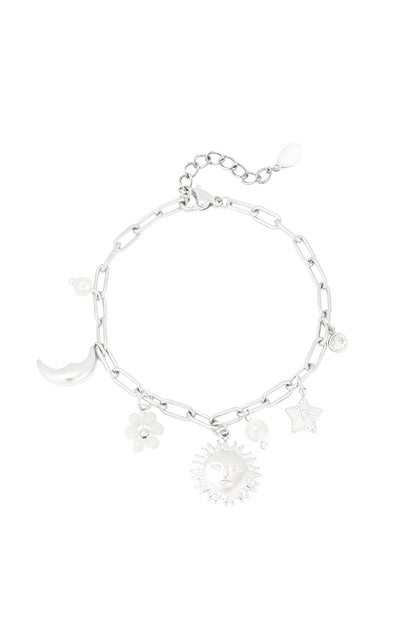 Elegant Charm Bracelets in Silver & Gold