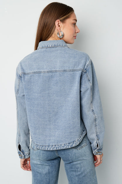 Stylish All-Fit Denim Jacket in Blue and Light Blue