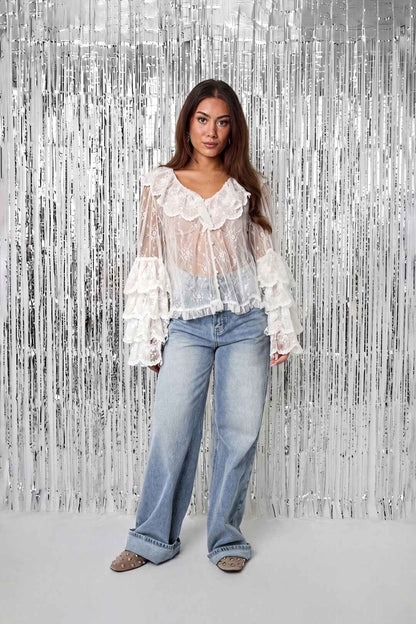 Elegant Off-White Floral Lace Blouse for Spring/Summer