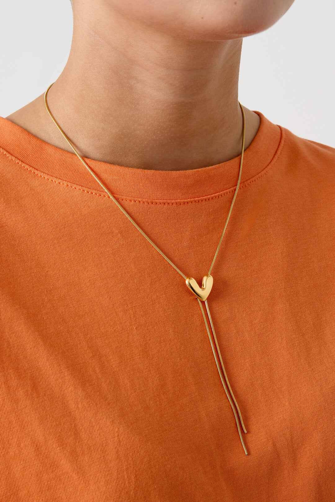 Roestvrijstalen hangerkettingen met hartvormige hanger, casual en eenvoudig model, dames sieraden.