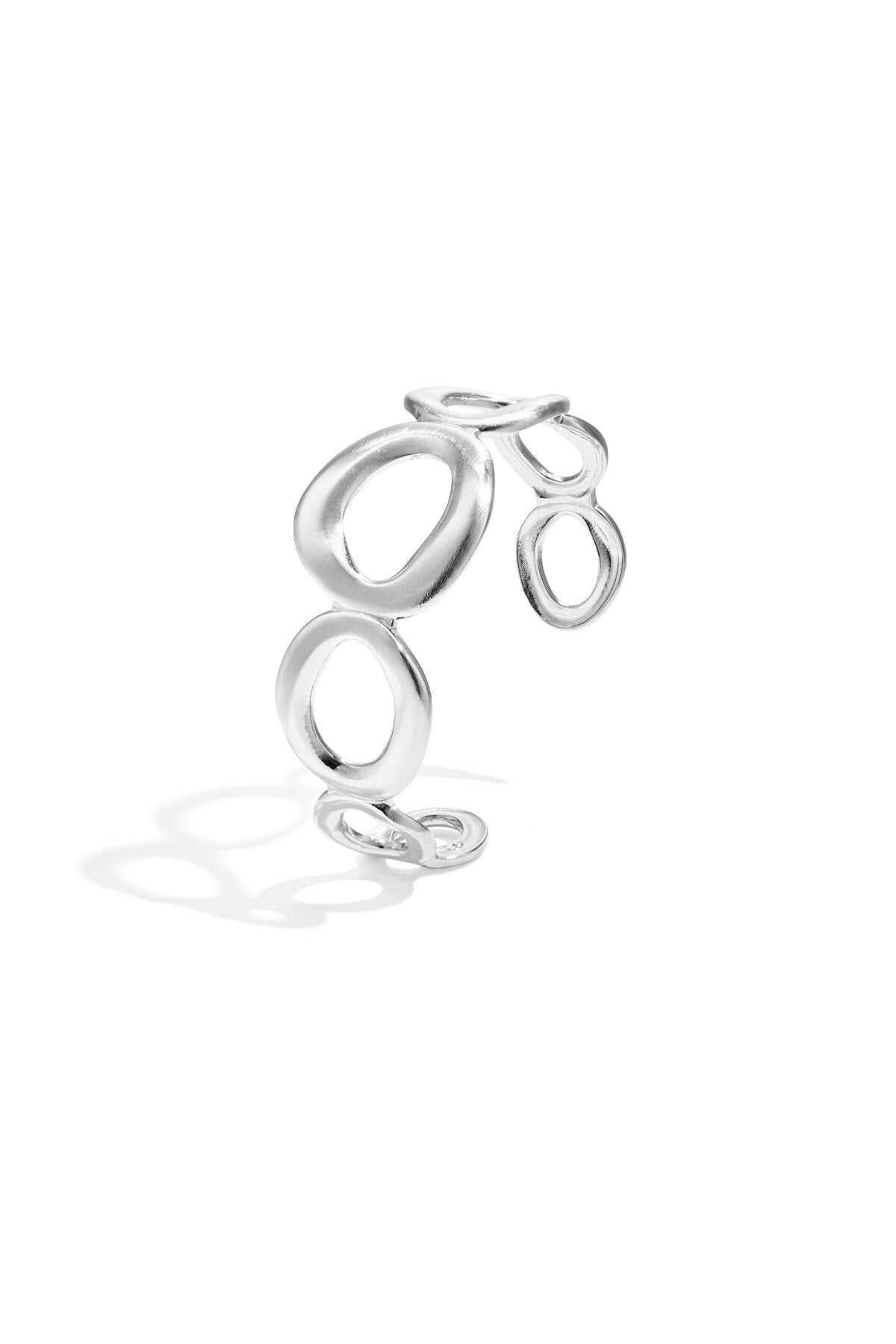 Chunky bangle met organische cirkels