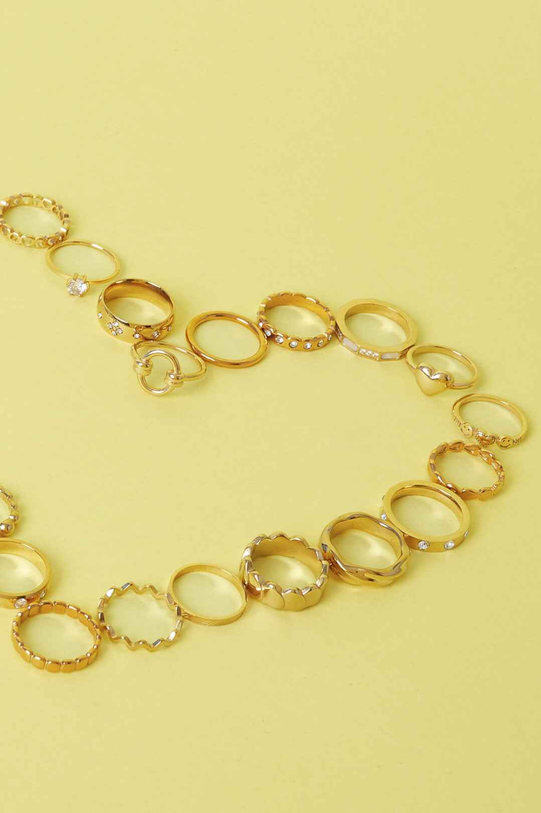 Gedrapeerde statement ring