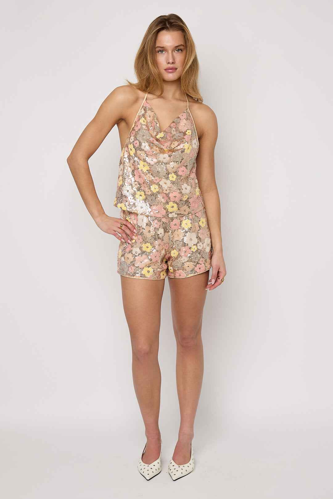 Bloeiende bloemen top met pailletten