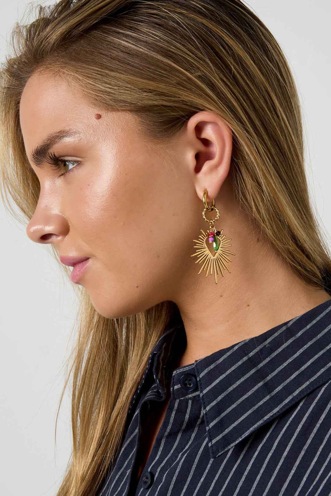 Elegant Gold Heart Drop Earrings for Everyday Style