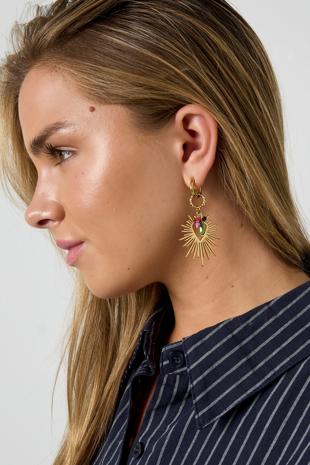Elegant Gold Heart Drop Earrings for Everyday Style