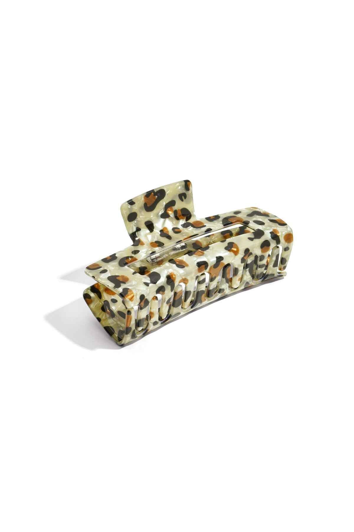 Chic Leopard Print Acrylic Hair Clip for Fall