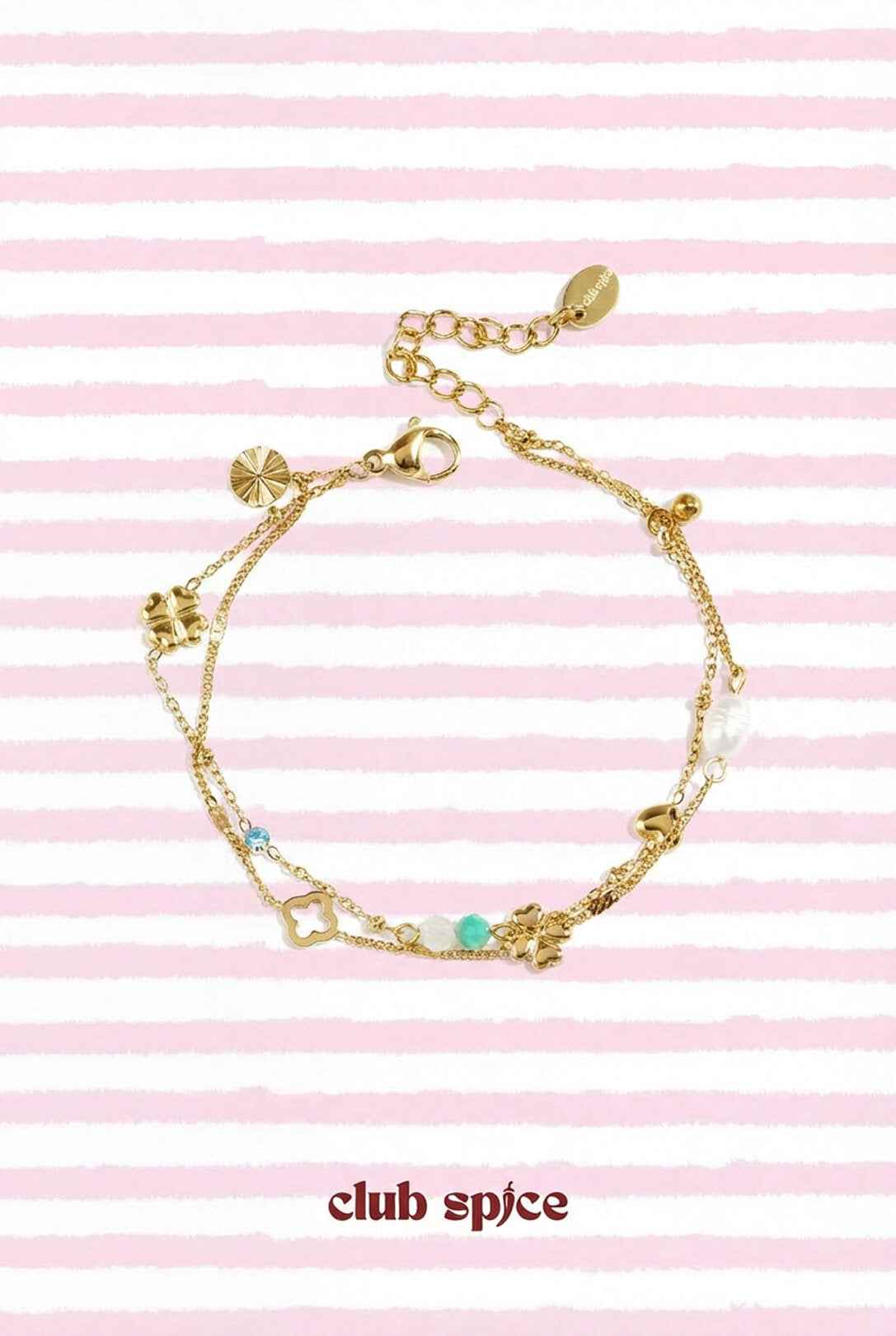 Armband met klaver, kraaltjes en steentjes