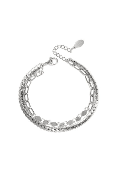 Stylish Chunky Bracelets for Women in Silver & Gold