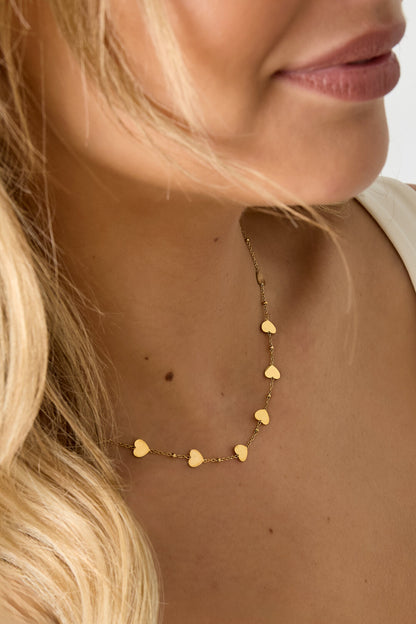 Elegant Gold Heart Chain Necklace for Everyday Wear