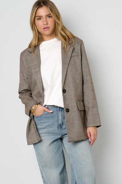 Elegant Checkered Ladies' Suit Set for Fall/Winter