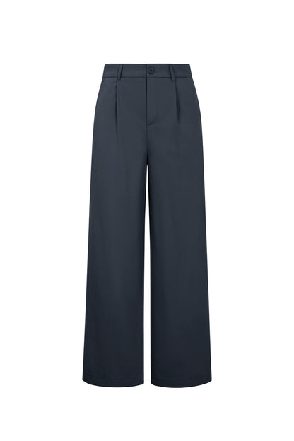 Stylish Straight Pants for Comfortable Fall/Winter Wear