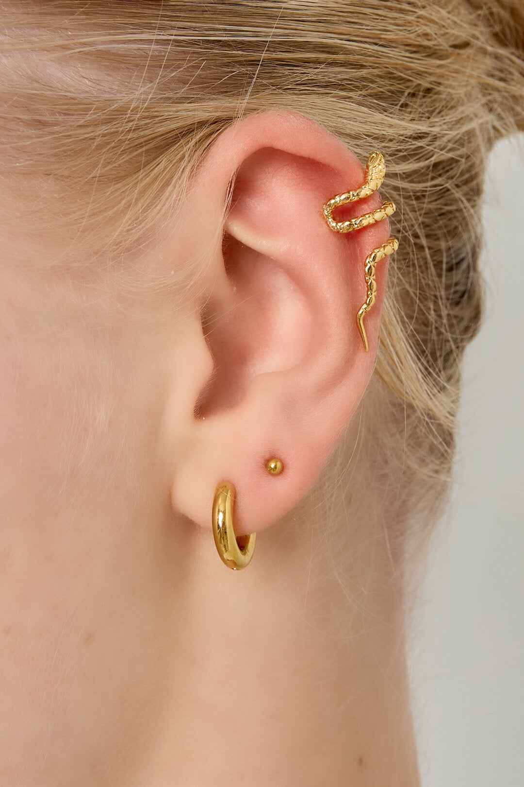 Chic Animal Ear Cuff for Everyday Elegance