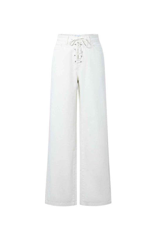 Jeans met vetersluiting