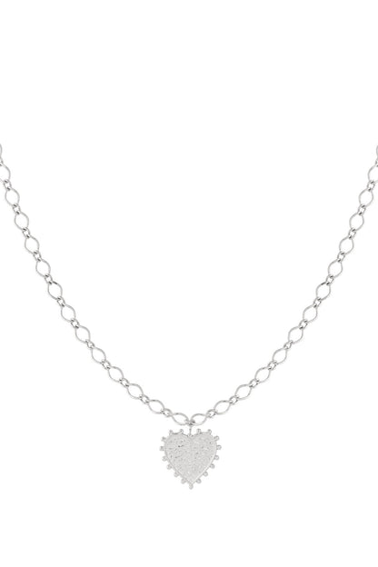 Elegant Heart Pendant Necklace for Everyday Wear