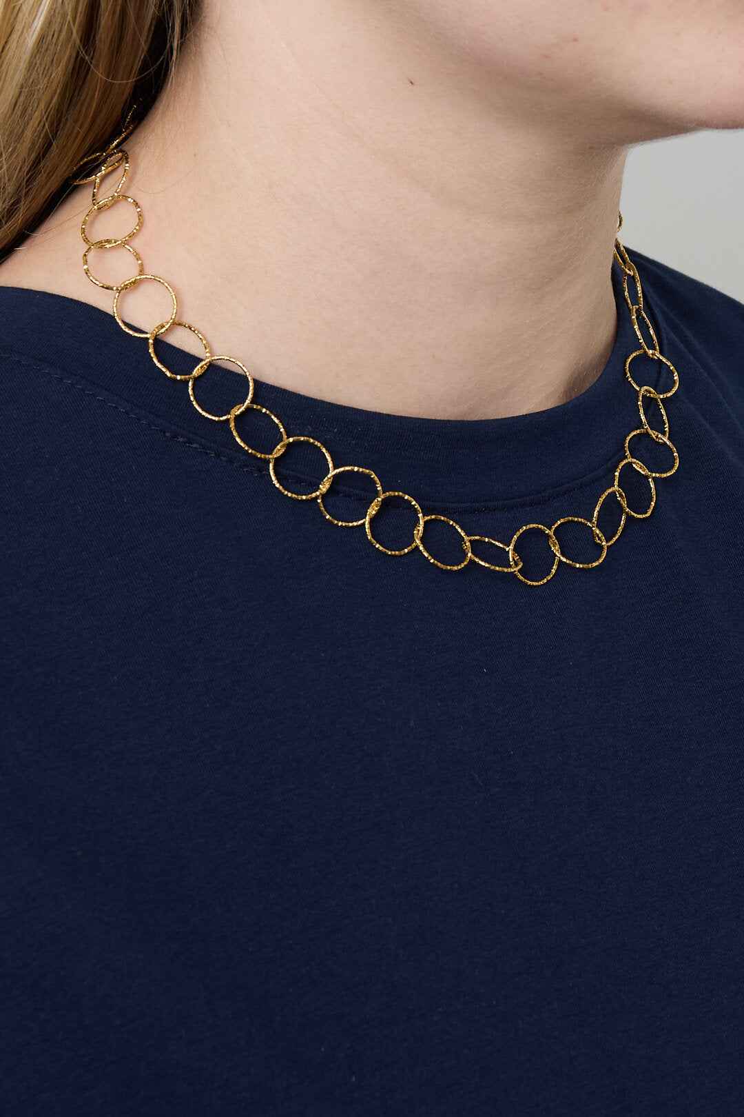 Elegant Short Chain Necklace for Everyday Glamour