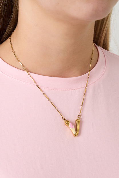 Elegant Letter Pendant Necklace for Spring/Summer