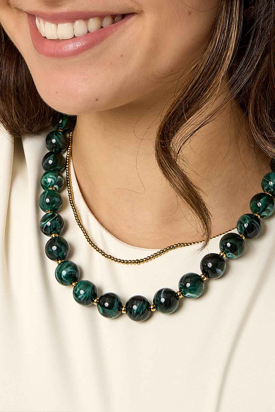 Bead necklace with gold beads 13.5mm