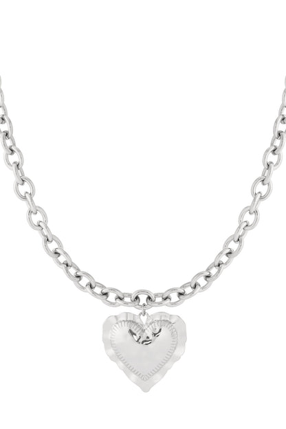 Elegant Heart Pendant Necklace for Everyday Wear