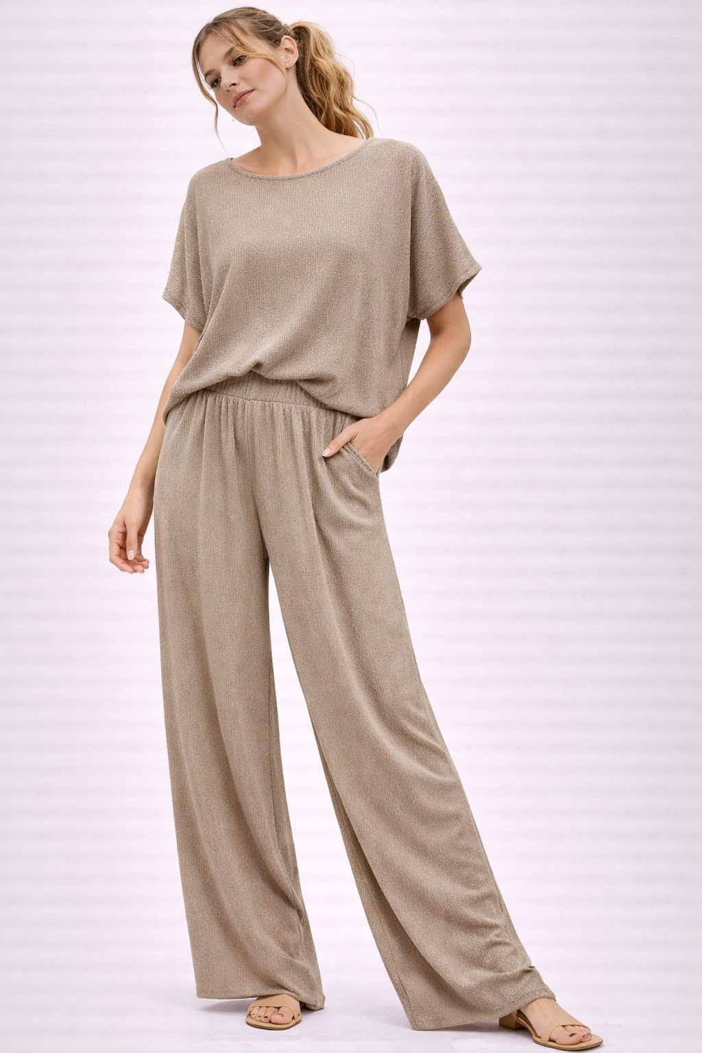 Beige 2-delige set met shirt en broek