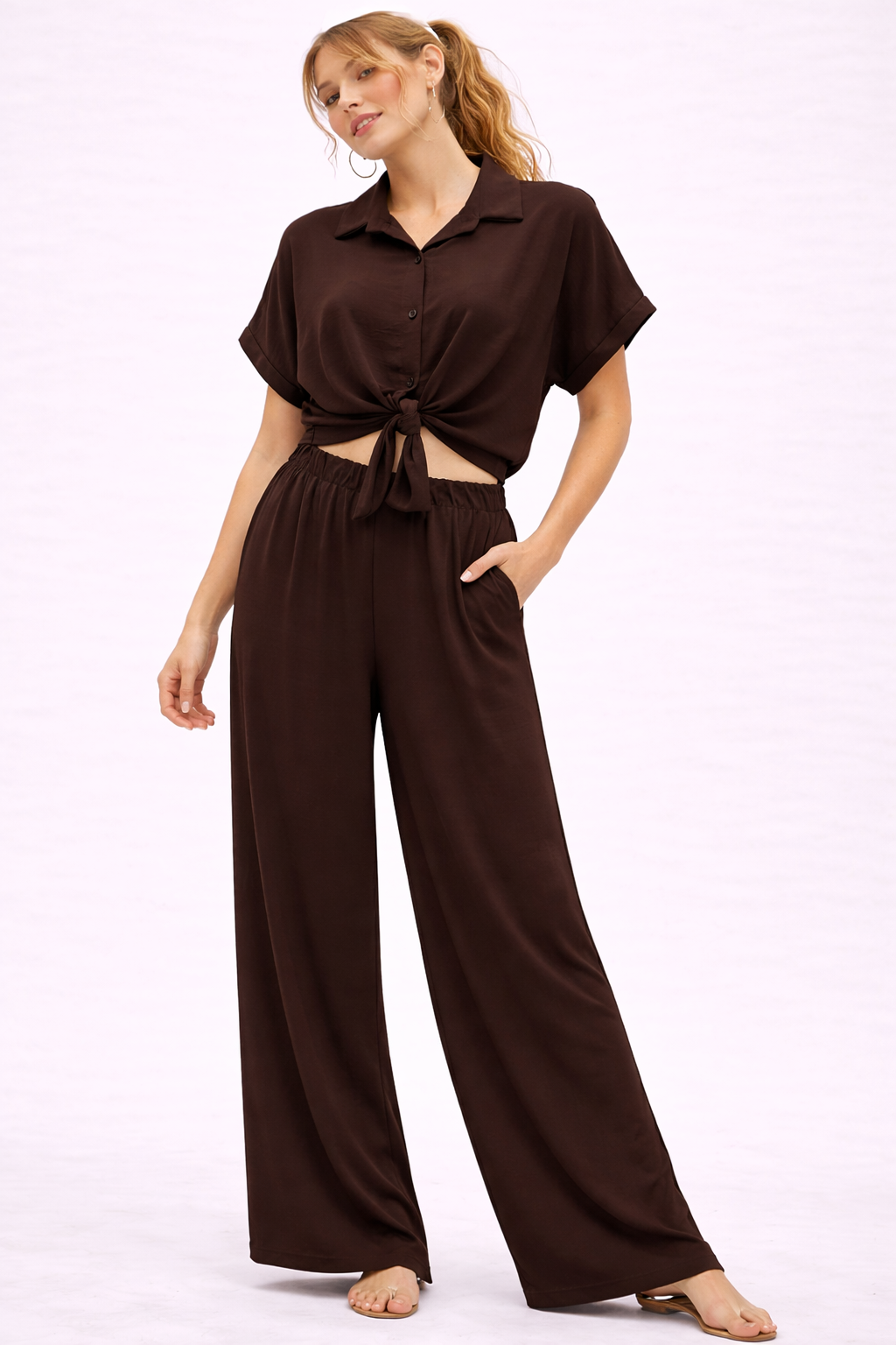 Choco bruine 2-delige set met knoopblouse