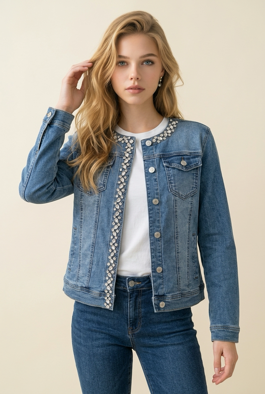 Jeans jack met strass stenen langs de sluiting