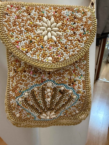 Telefoontasje met Kraaltjes Beige Schelp