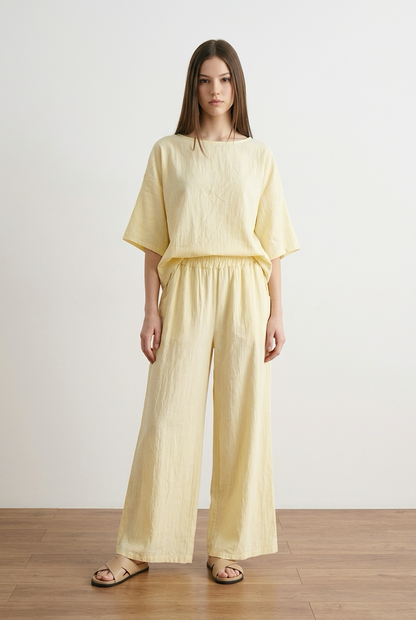 Poedergele 2-delige set met shirt en broek