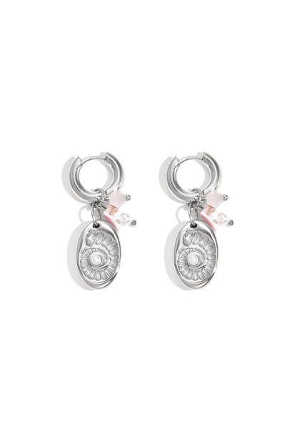 Earrings with beads and shell charm