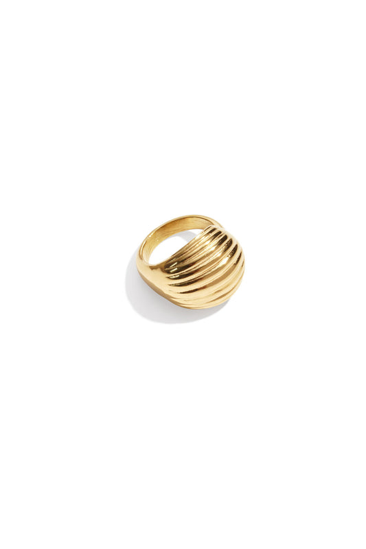 Elegant Gold Statement Ring for Everyday Glam