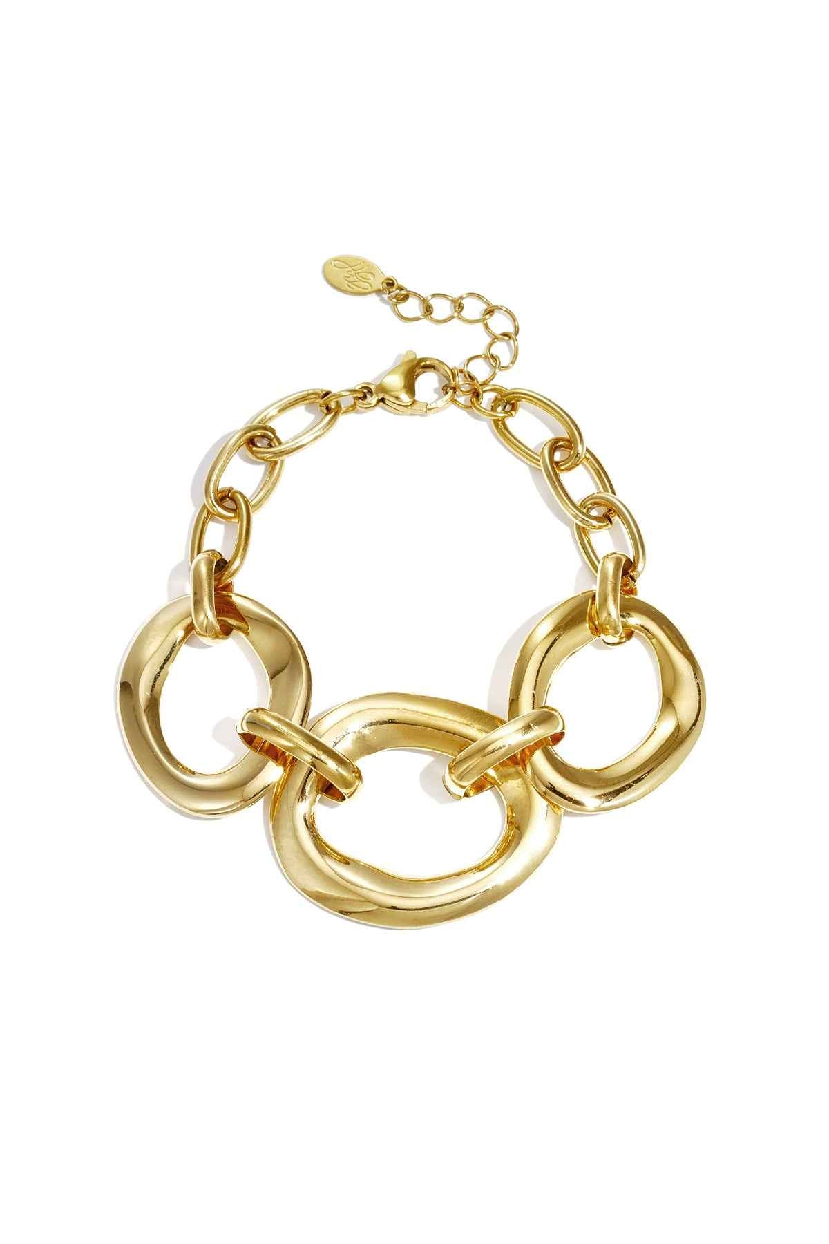 Bracelet with round statement pieces