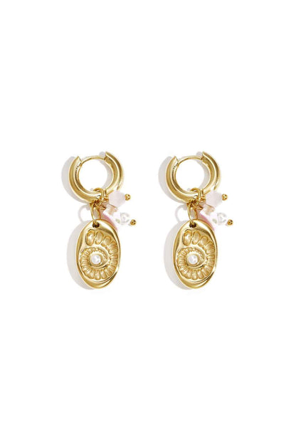 Earrings with beads and shell charm