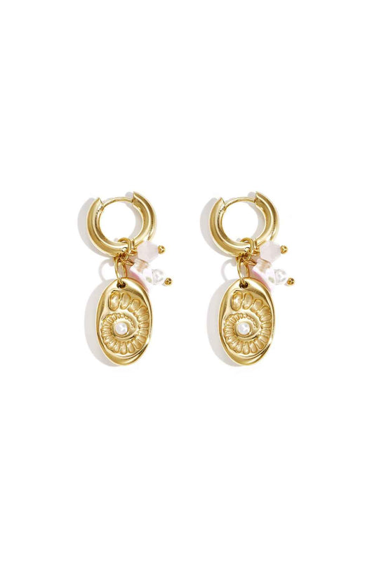 Earrings with beads and shell charm