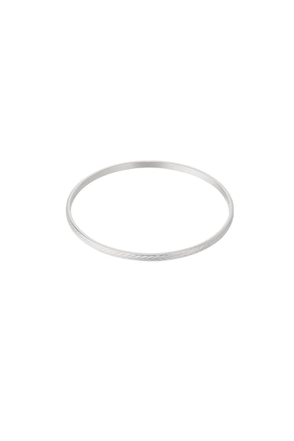 Stylish Stainless Steel Bangle for Everyday Elegance