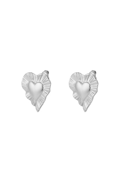 Elegant Heart-Shaped Stud Earrings for Daily Wear