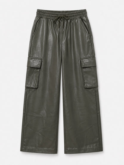 Olijfgroene PU-lederen Cargo Broek Amara met elastische taille en cargozakken